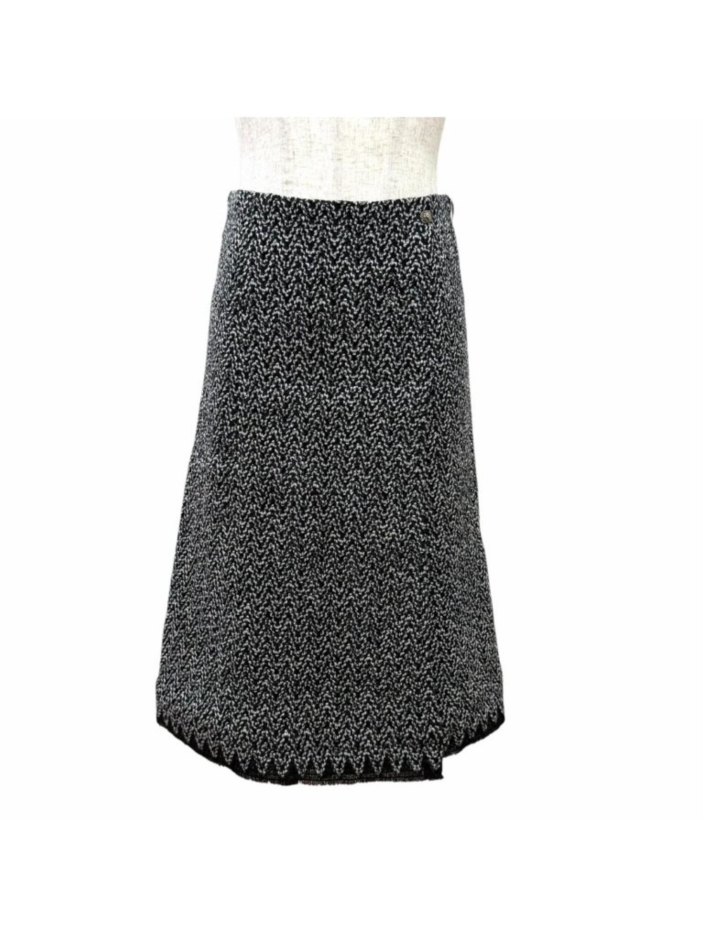 Chanel Silk Cashmere Blend CC Logo Lion Long Skirt Black 36
